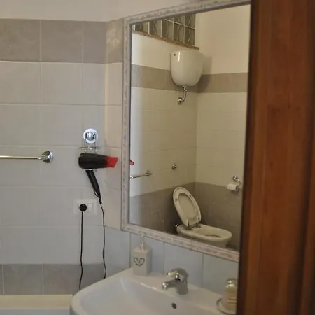 Casa Loi Bed & Breakfast Fonni